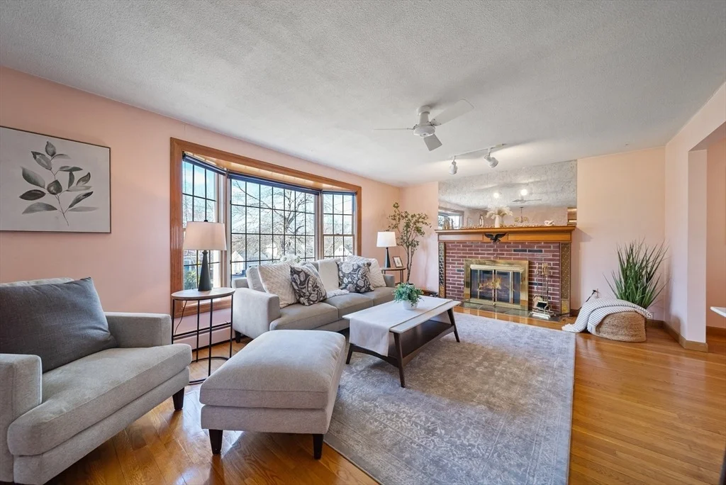 Photo of 321 Old Marsh Hill Road