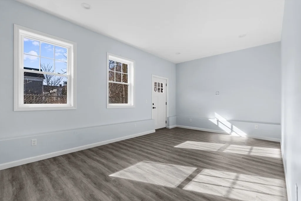 Photo of Unit 4A at 206 Durfee St.