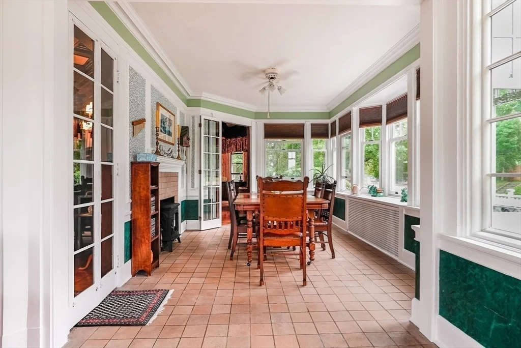 Photo of 707 Highland Ave