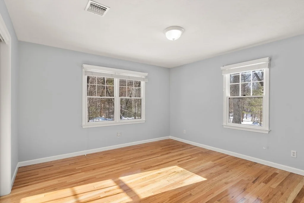 Photo of 48 Algonquian Dr