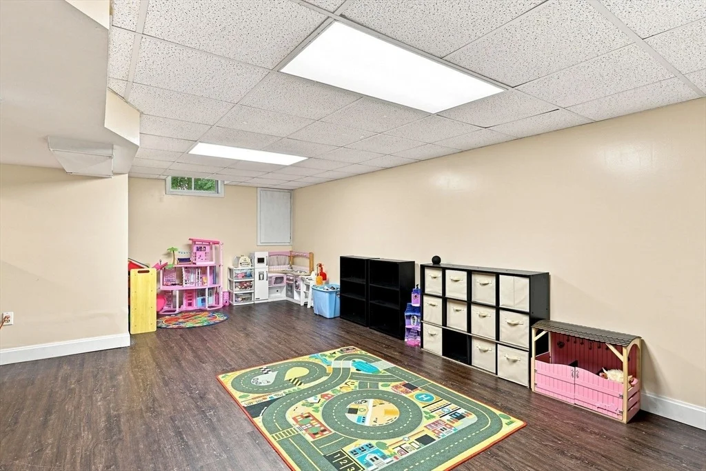 Photo of 30 Sylvan Circle