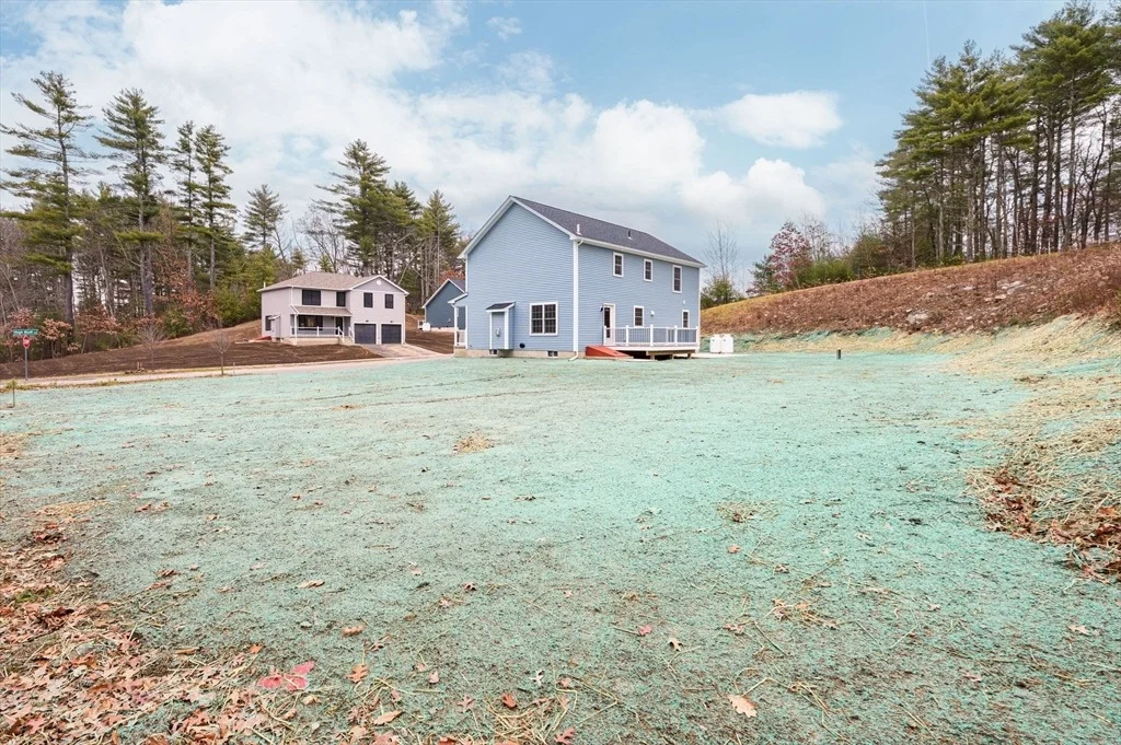 Photo of 6 High Bluff