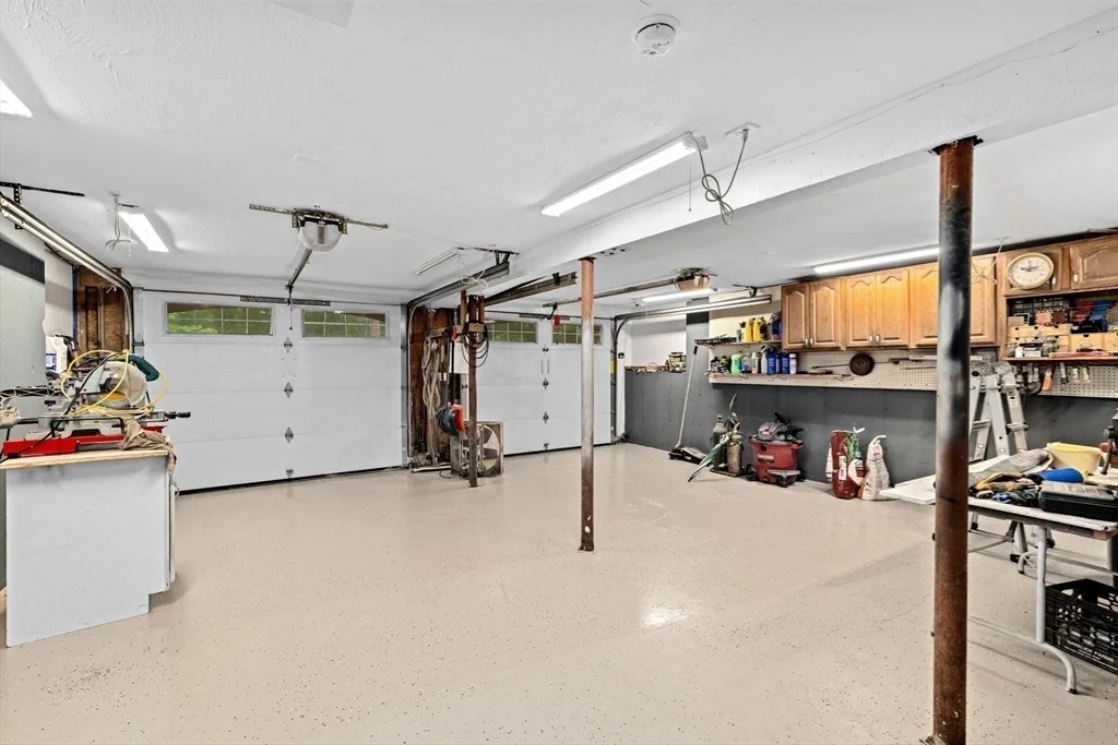 Photo of 109 Thayer Dr