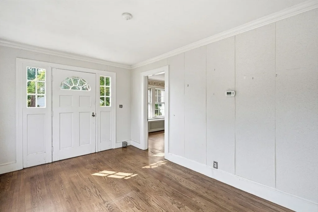 Photo of 7 Fales Rd
