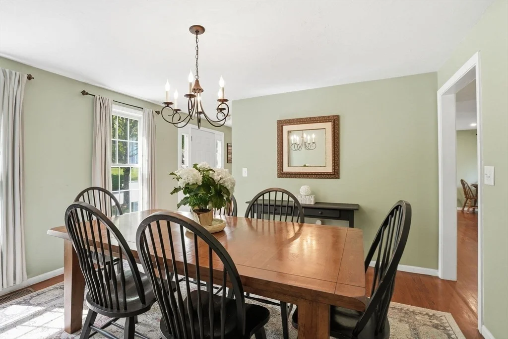 Photo of 44 Morningside Dr