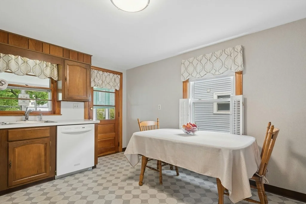 Photo of 88 Kendall Ave