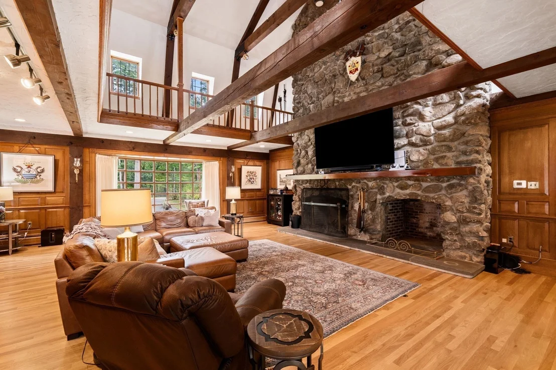 Photo of 28 Pineswamp Rd