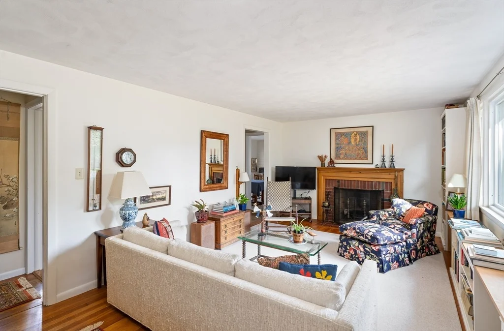 Photo of 13 Harlow Dr