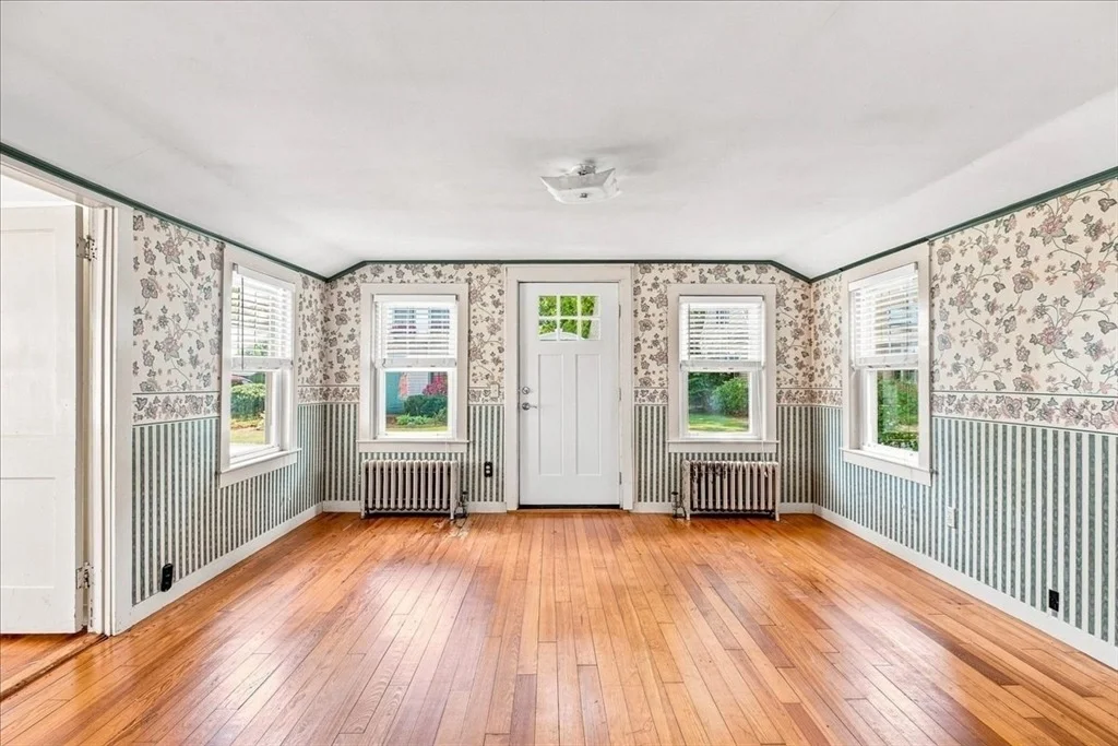 Photo of 2 Bartlett Ave