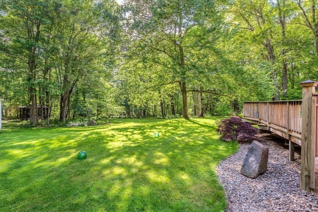 Photo of 54 Deepwoods Dr