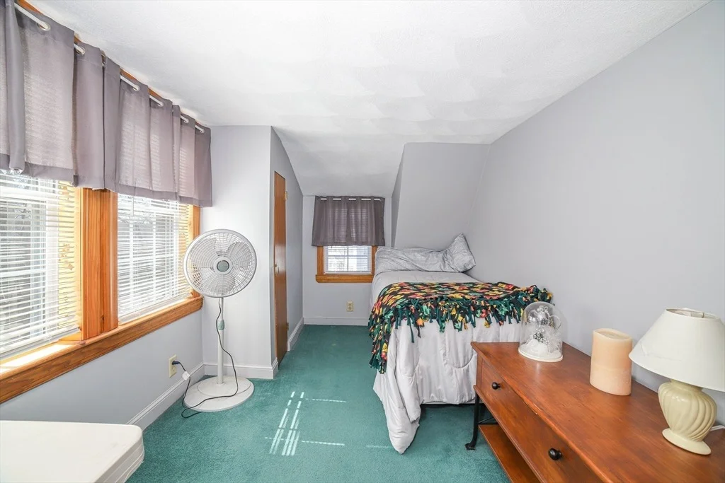Photo of 27 Riverside Ave