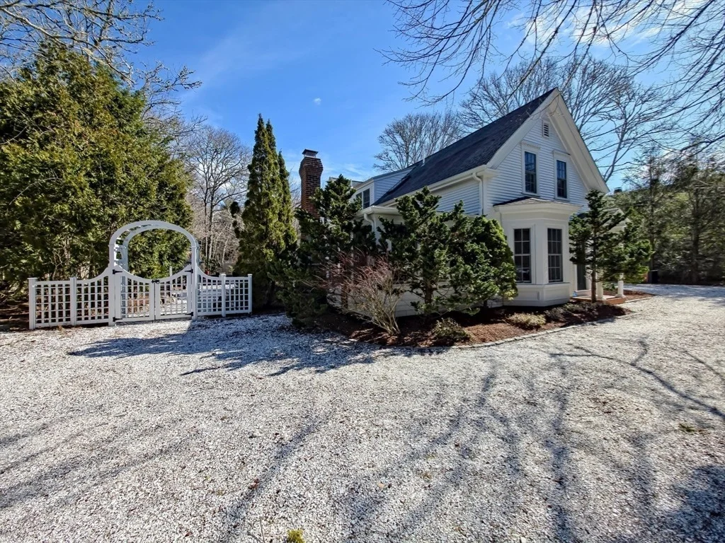 Photo of 552 Main St