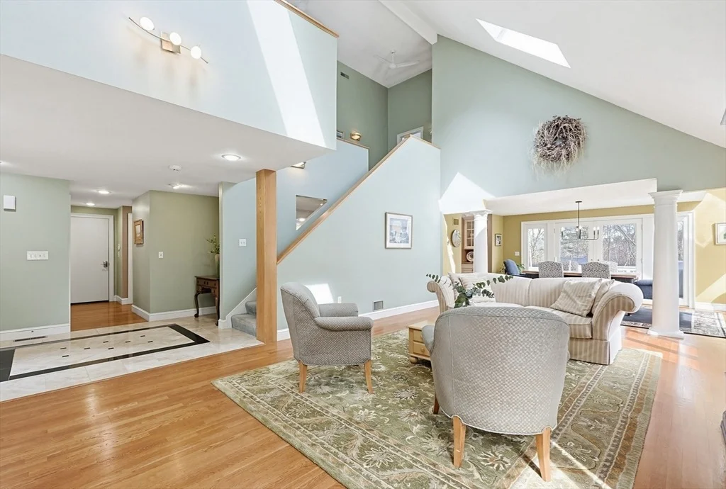 Photo of 212 West St