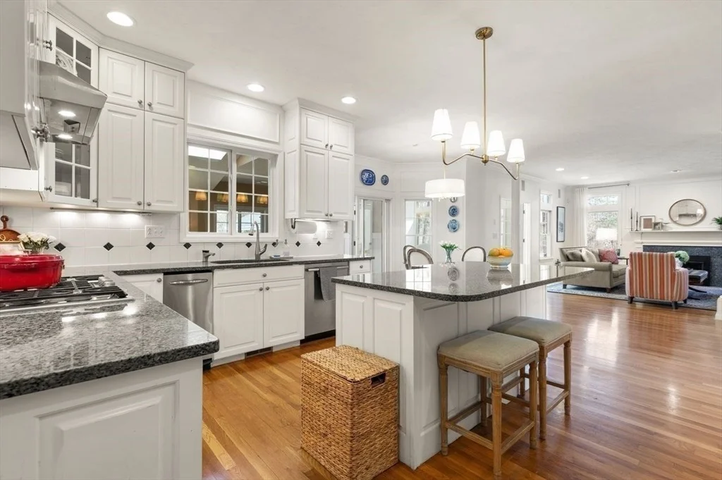 Photo of 7 Dry Pond Rd