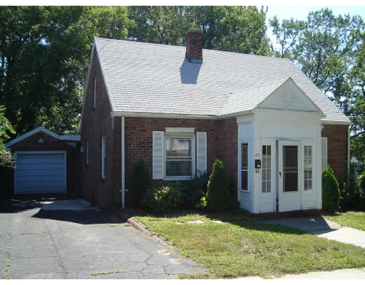 Photo of 122 Wolcott St