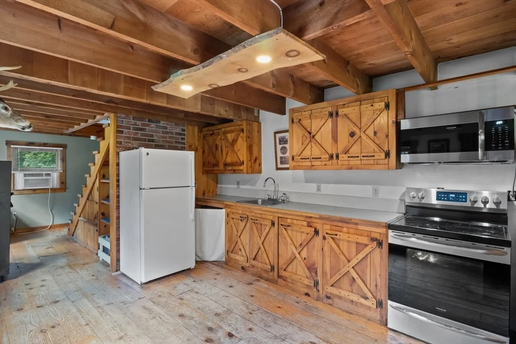 Photo of 63 King Rd