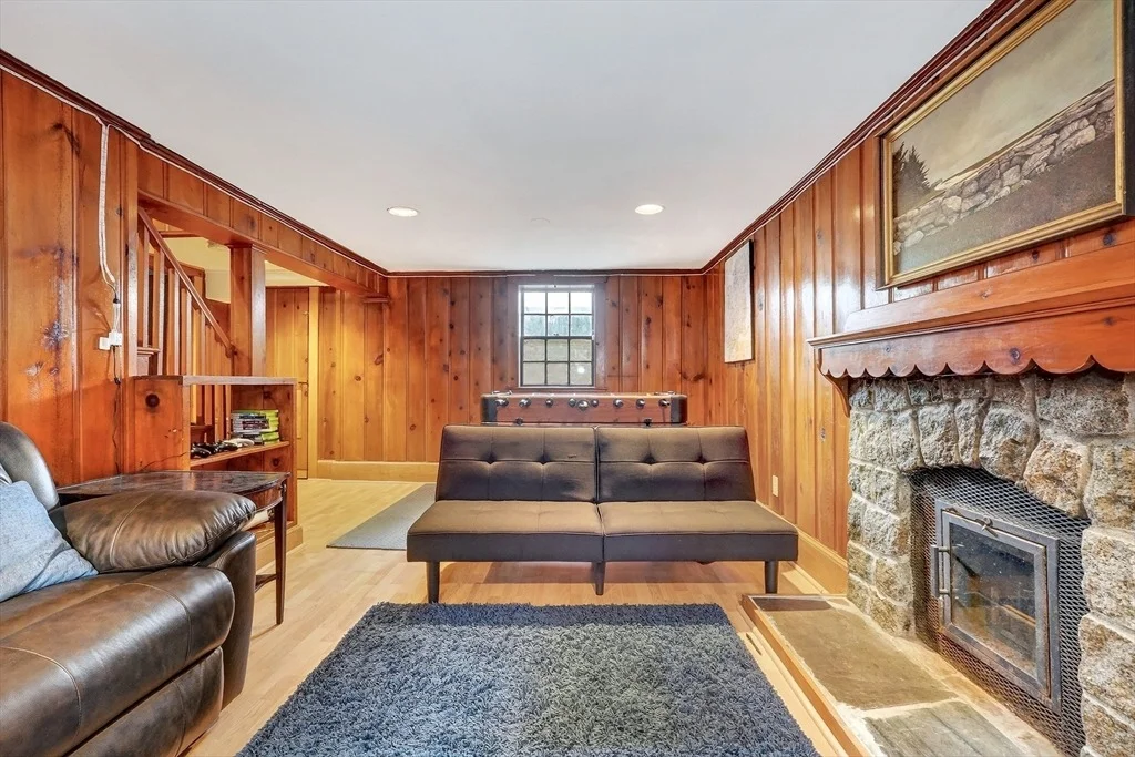 Photo of 87 Payson Rd