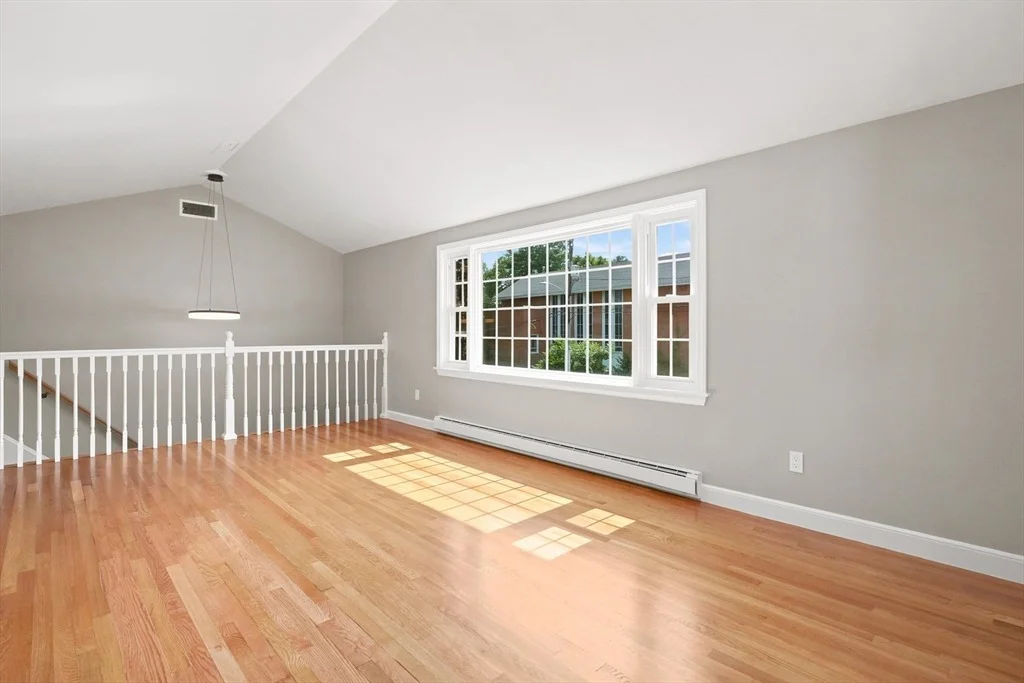 Photo of 11 Lansing Road