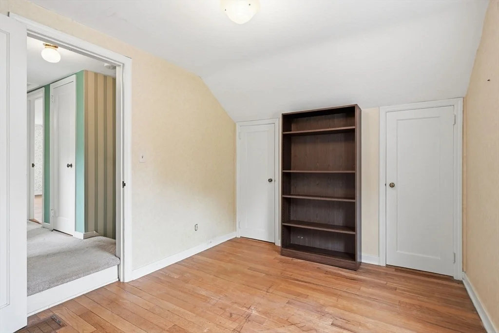 Photo of 47 Fenway Dr