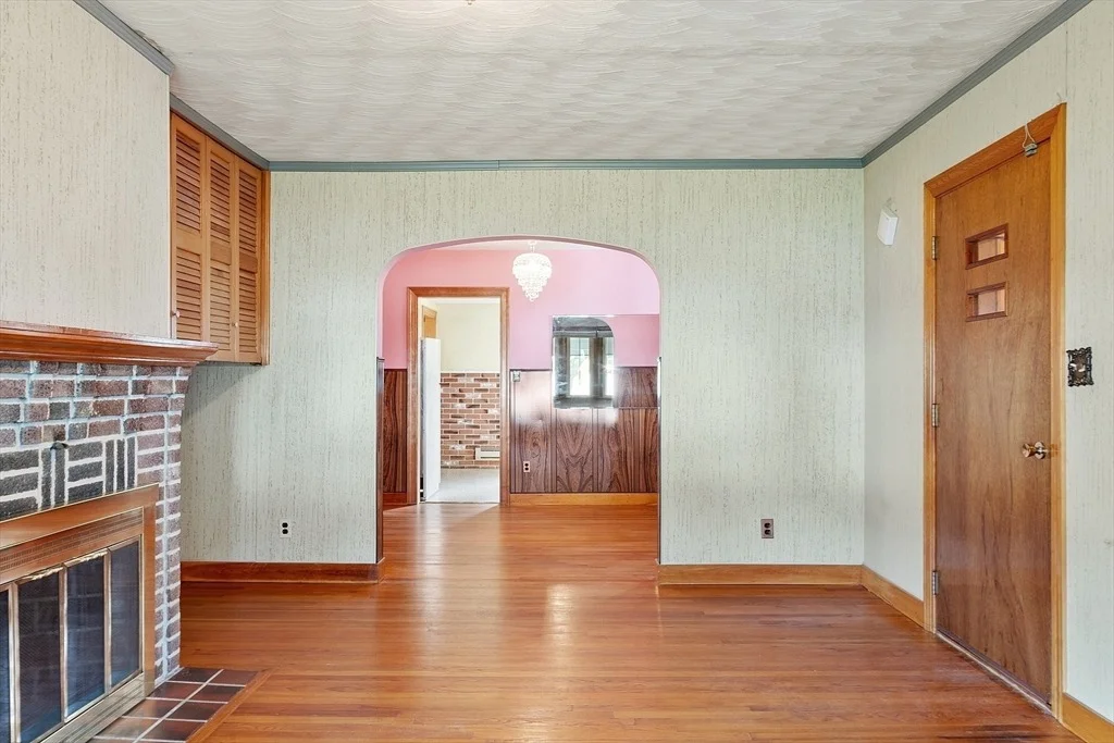 Photo of 2 Oaklandvale Avenue