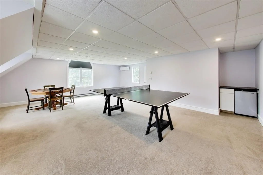 Photo of 24 Meadow Ln
