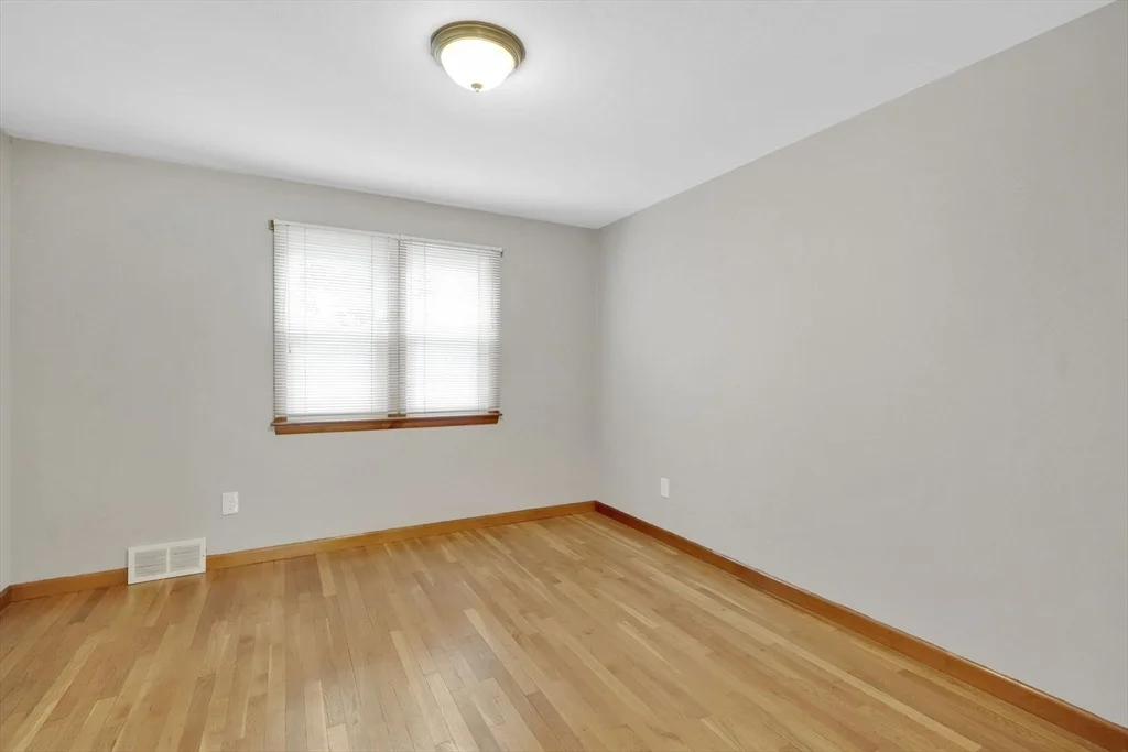 Photo of 45 Juniper Dr