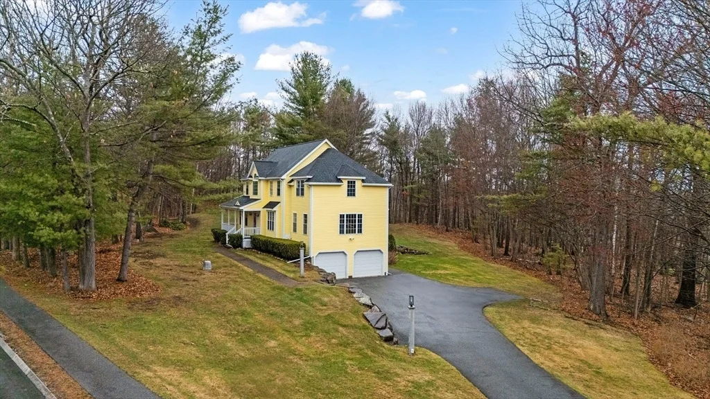 Photo of 37 Jacques Rd