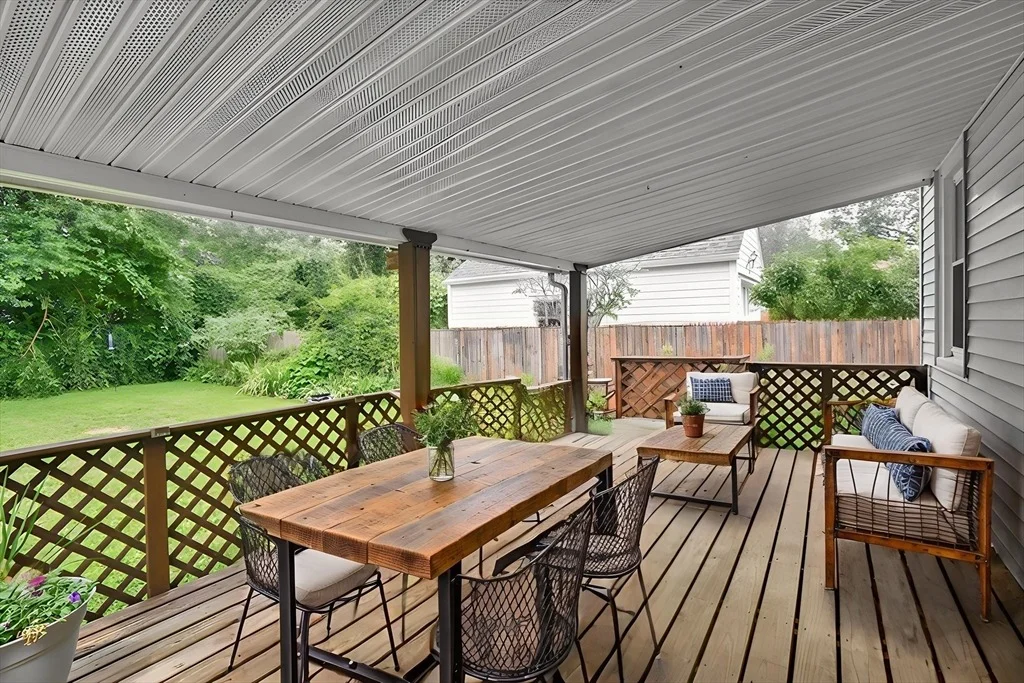 Photo of 76 Roosevelt Ave