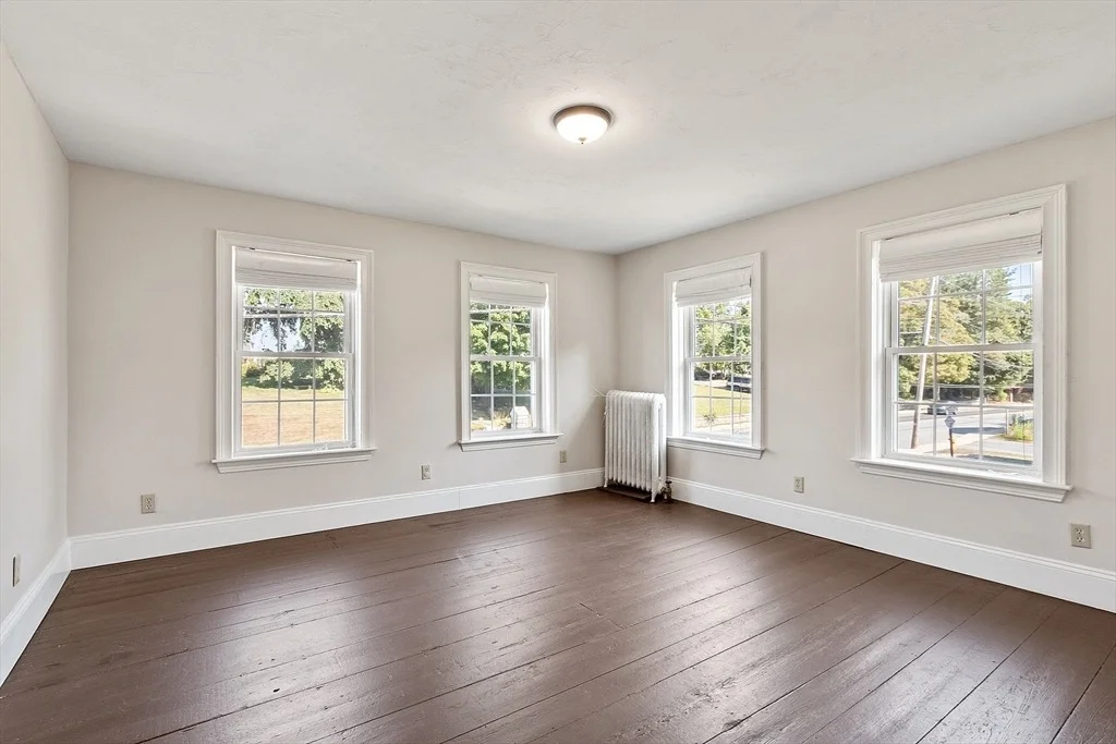 Photo of 64 Central St