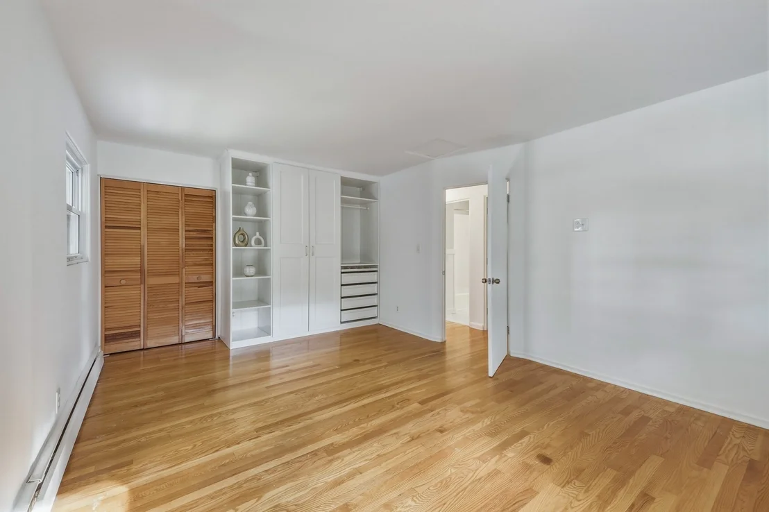 Photo of 34 Skyridge Ln