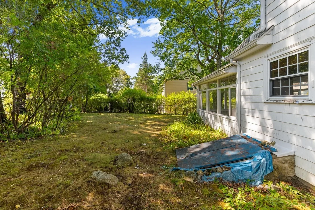 Photo of 40 Valentine Rd