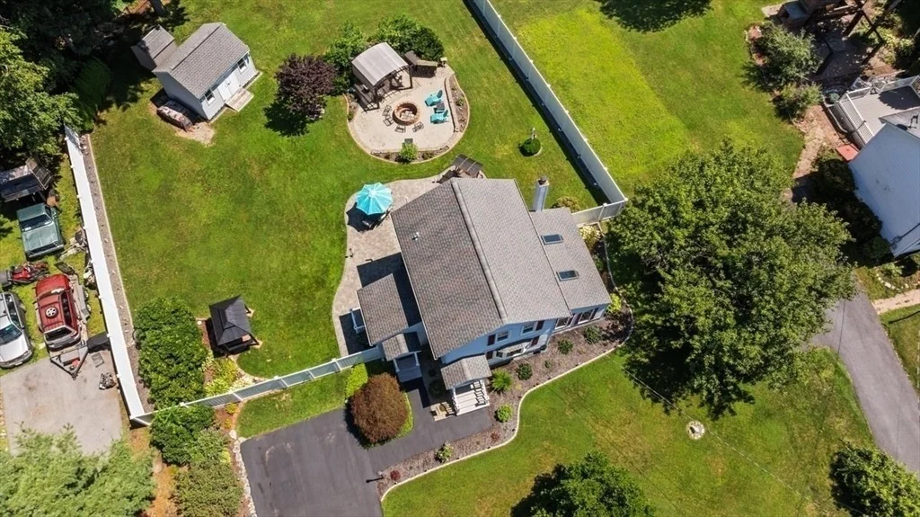 Photo of 33 Scenic Ave