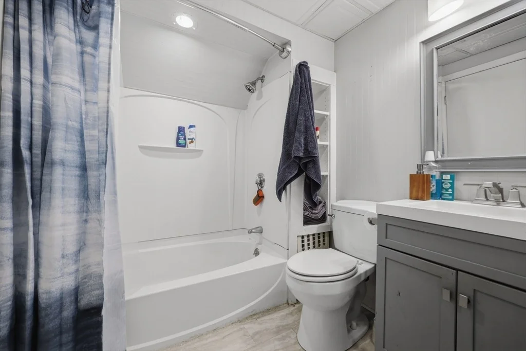 Photo of 346 Oak Street