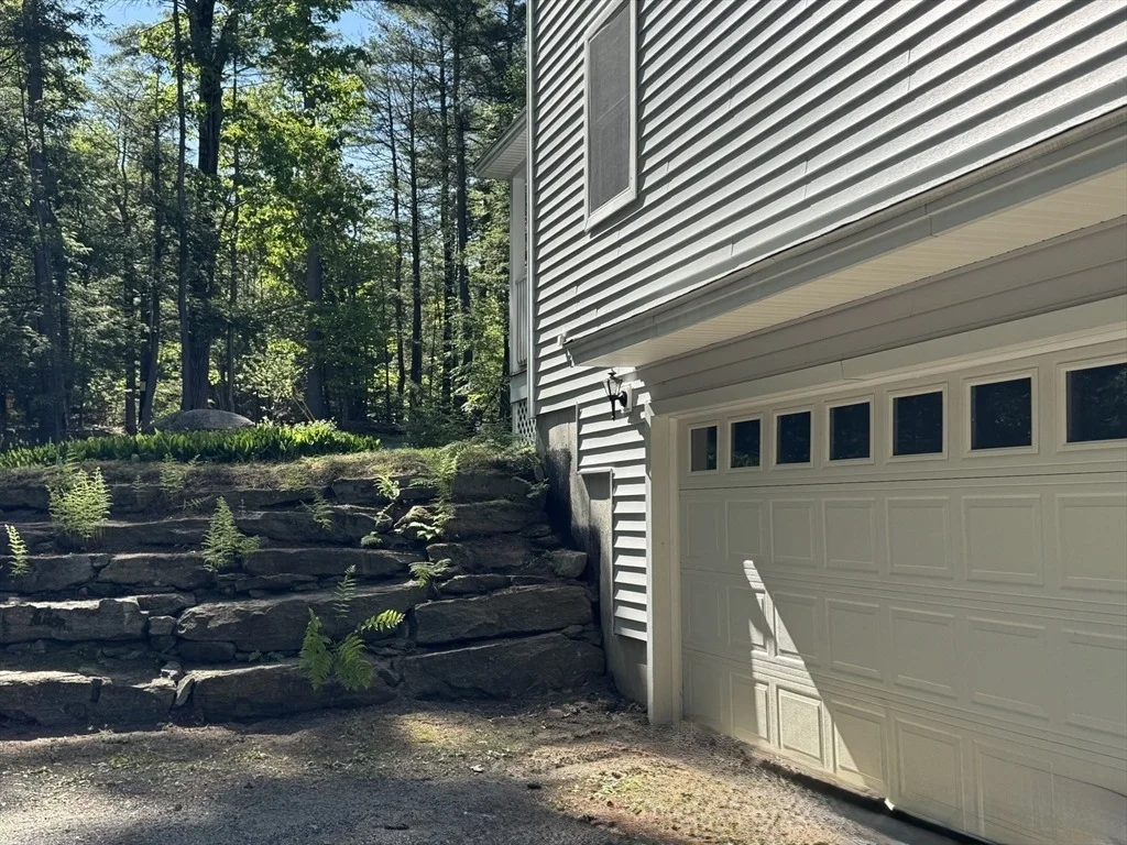 Photo of 97 Cave Hill Rd