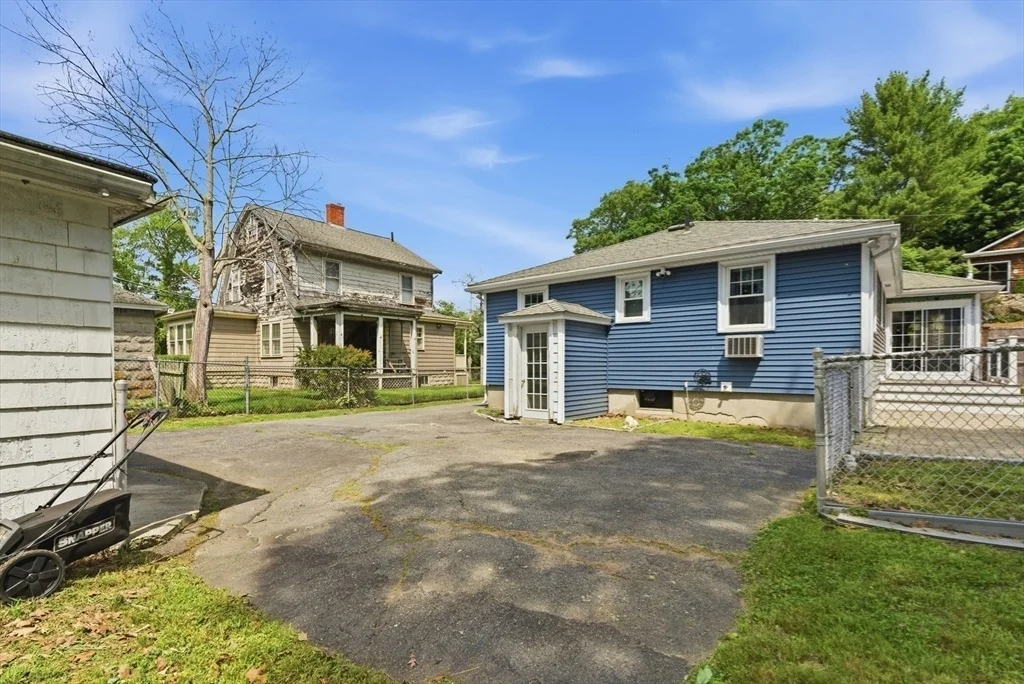 Photo of 5 Bulfinch Rd