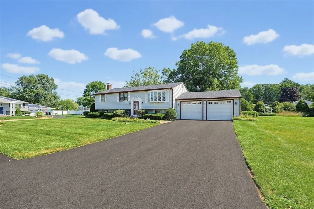 Photo of 75 Concetta Drive