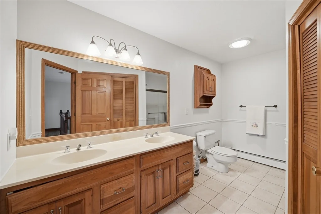 Photo of 458 Montgomery Rd