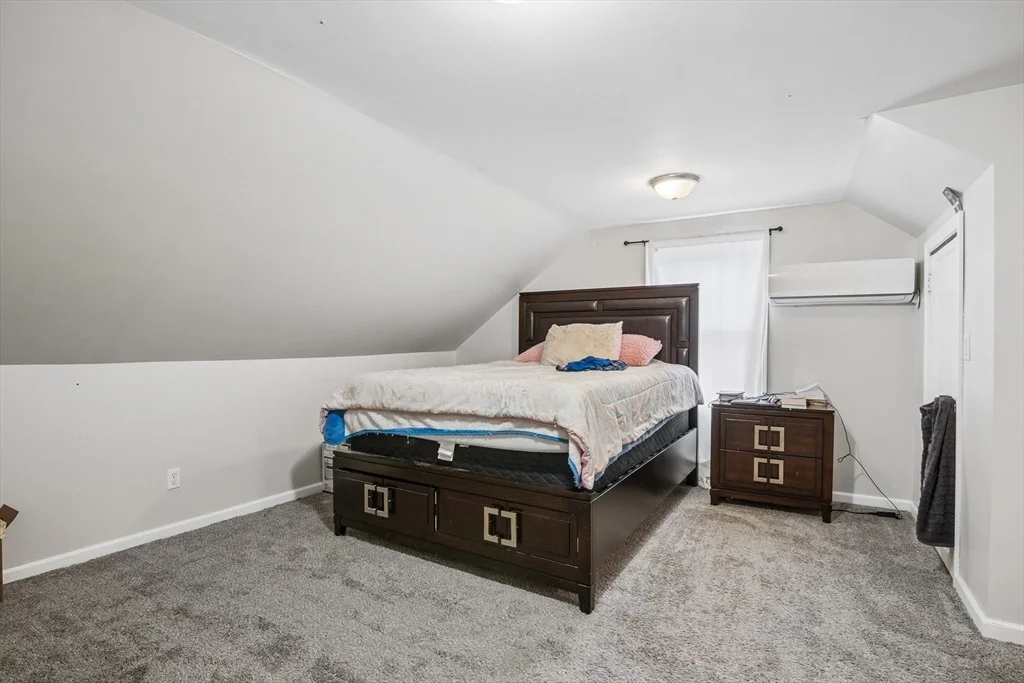 Photo of 119 Acrebrook Rd