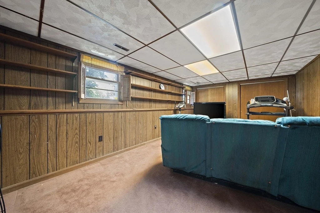 Photo of 6 Sandy Ridge Cir