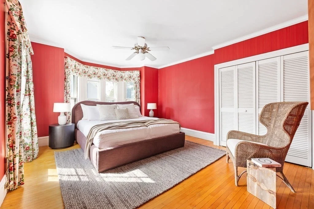 Photo of 154 Warren Street