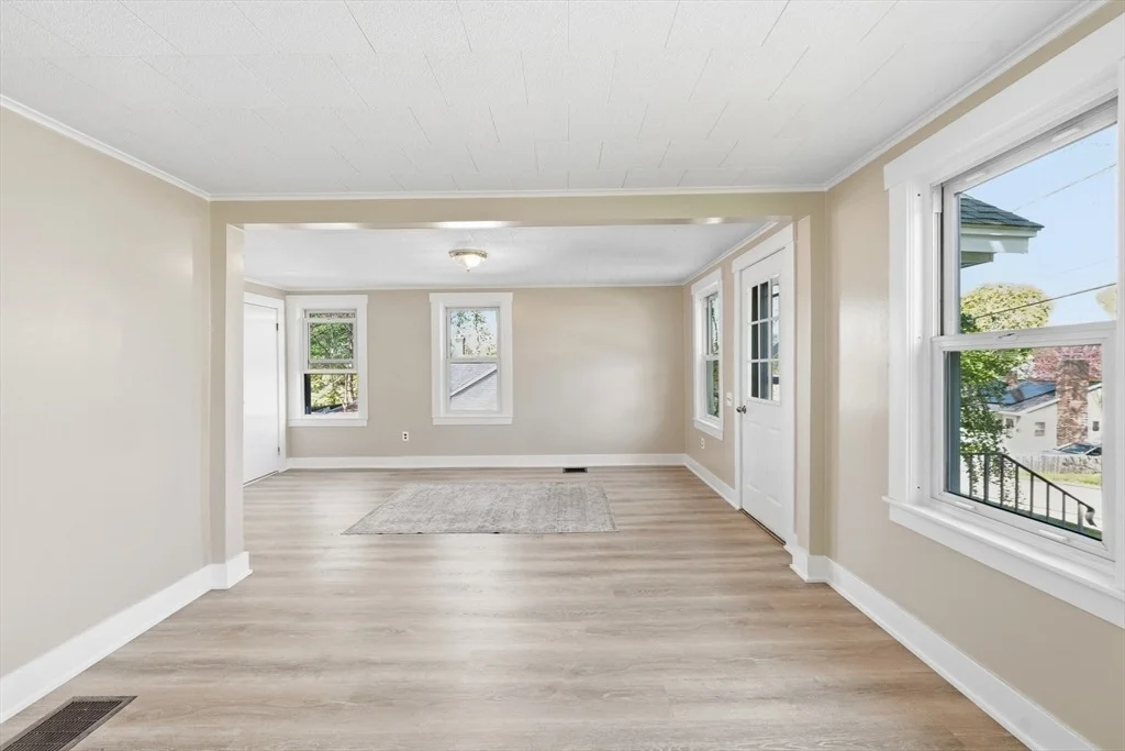 Photo of 123 Wilson Ave