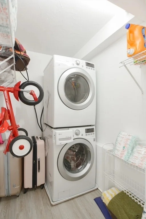 Photo of Unit D at 21 Wall St