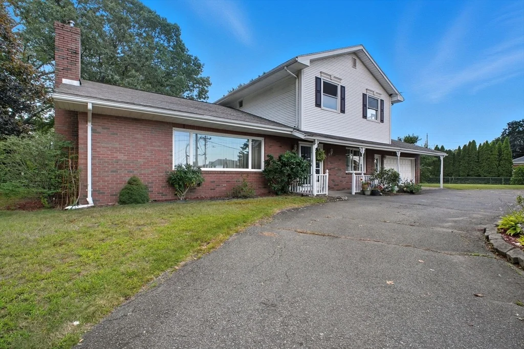 Photo of 320 Fairview Avenue