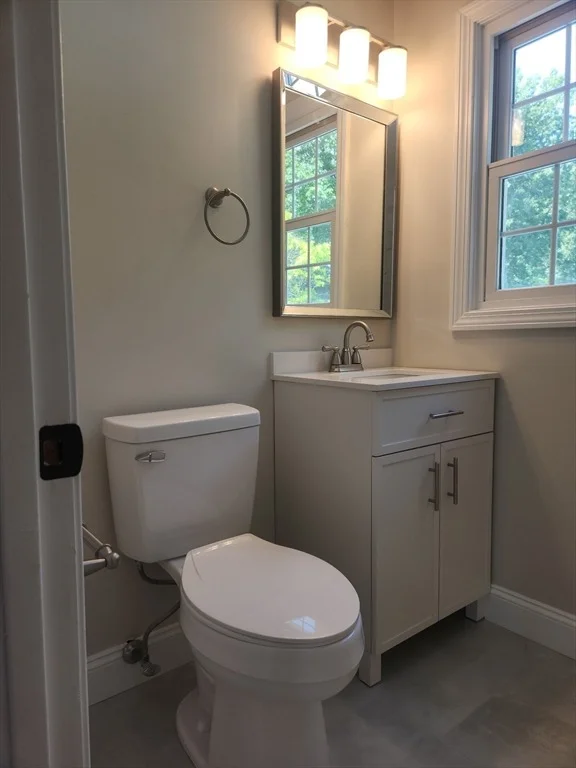 Photo of 252 Pinewood Drive