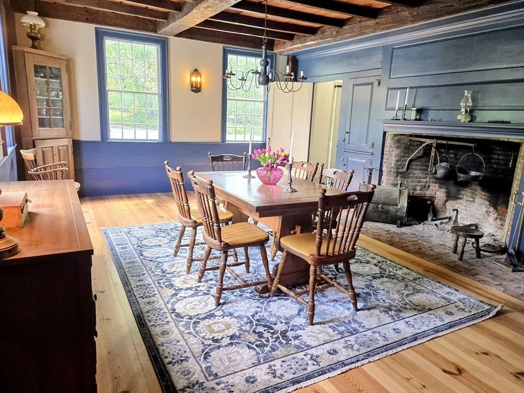 Photo of 130 West Rd