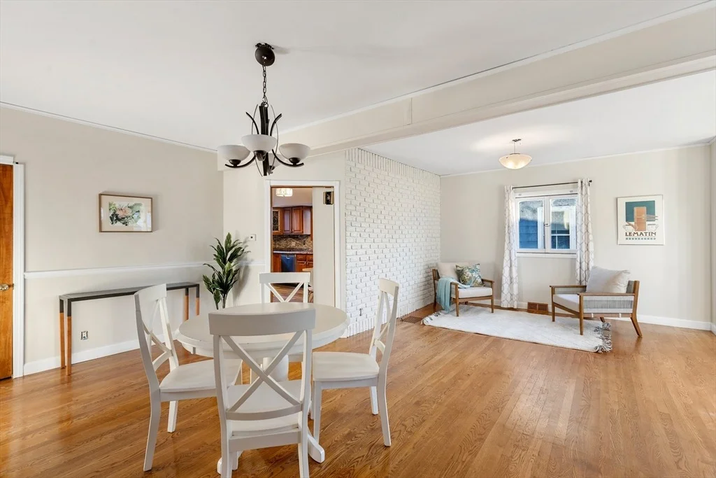 Photo of 302 Maple Street