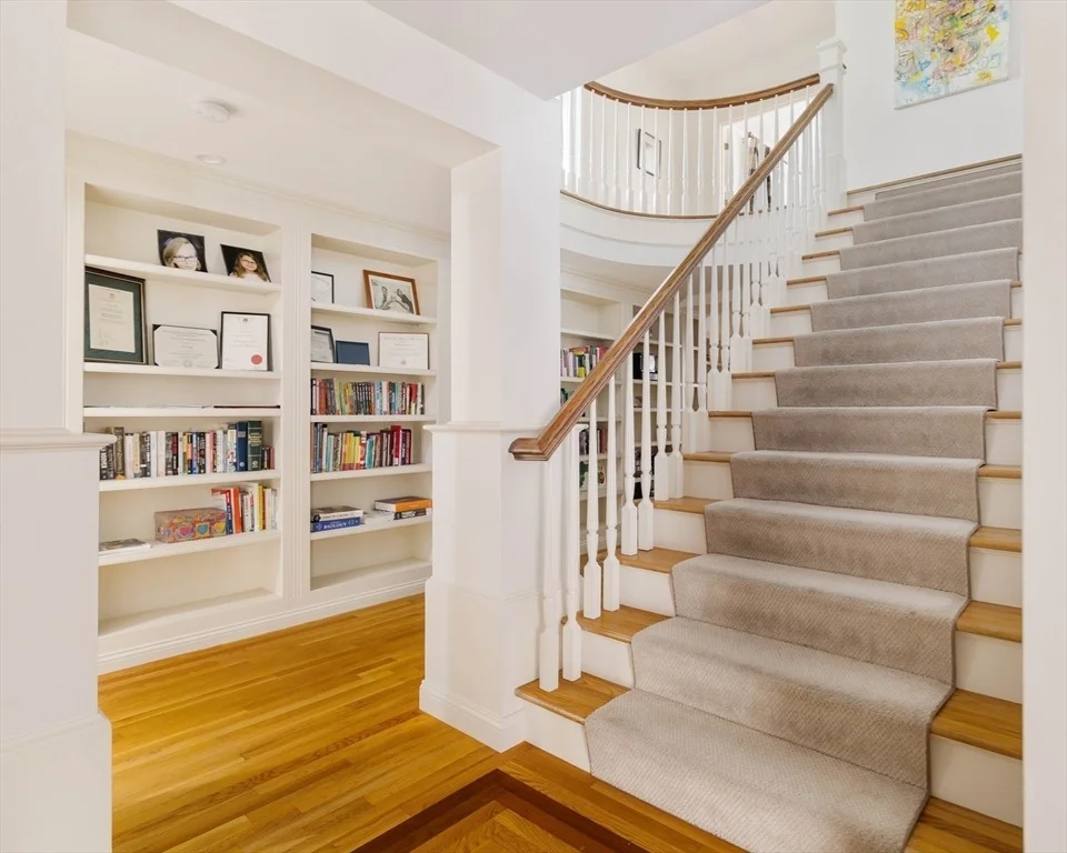 Photo of 100 Westcliff Rd