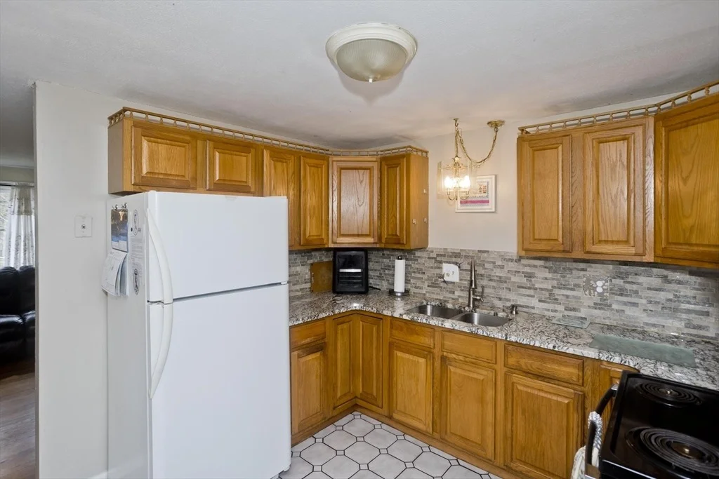 Photo of 125 Pondview Dr