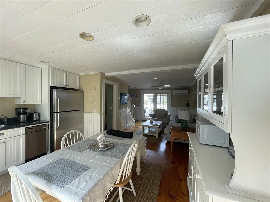Photo of Unit 702 at 4 Colemans Way