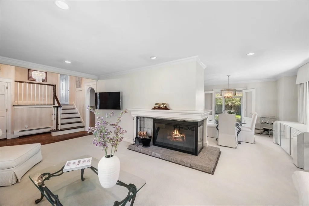 Photo of 21 Phillips Avenue